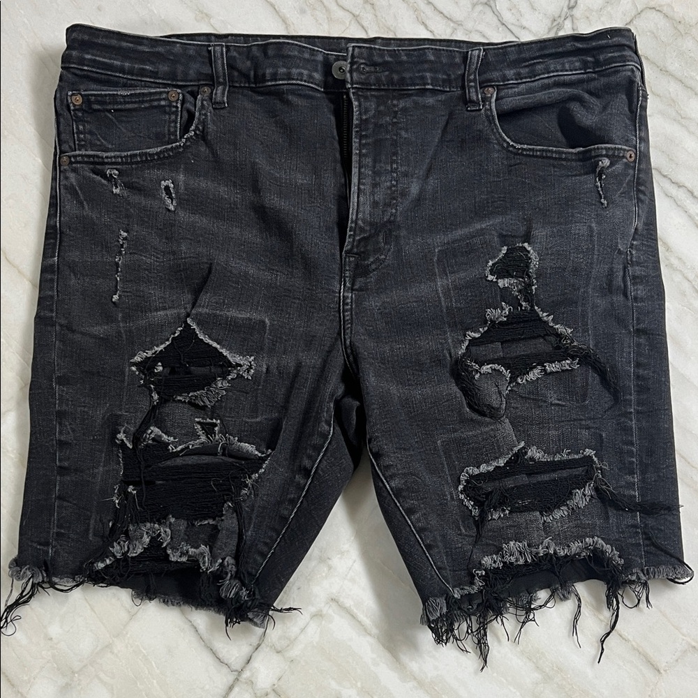 American eagle outfitters men’s shorts size 42